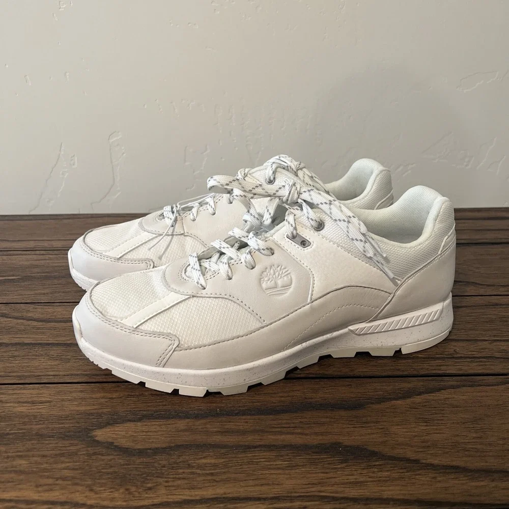 Timberland Field Trekker size 10 Low Womens Shoes White. A2DRT